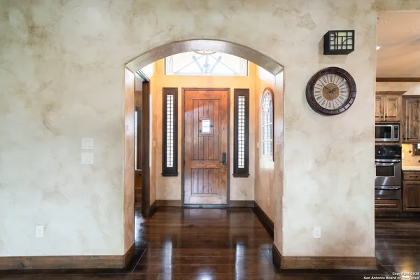 $595,000 | 303 Schneider Street, Poth, TX 78147
