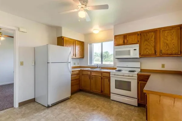$660 | 10700 Emily Drive, Unit 50, La Grande, OR 97850