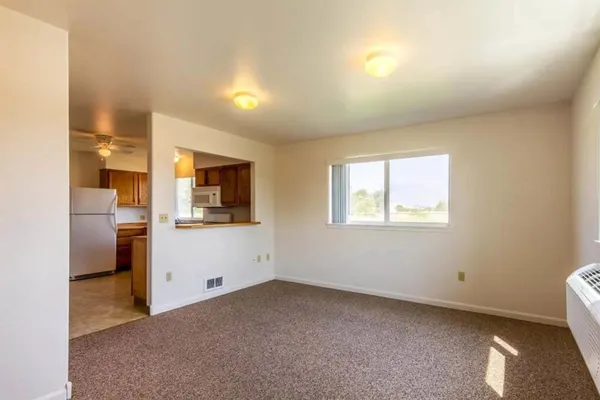 $660 | 10700 Emily Drive, Unit 50, La Grande, OR 97850
