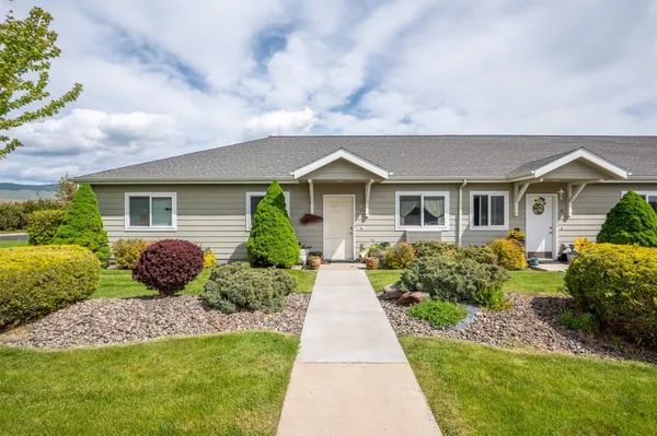 $660 | 10700 Emily Drive, Unit 50, La Grande, OR 97850