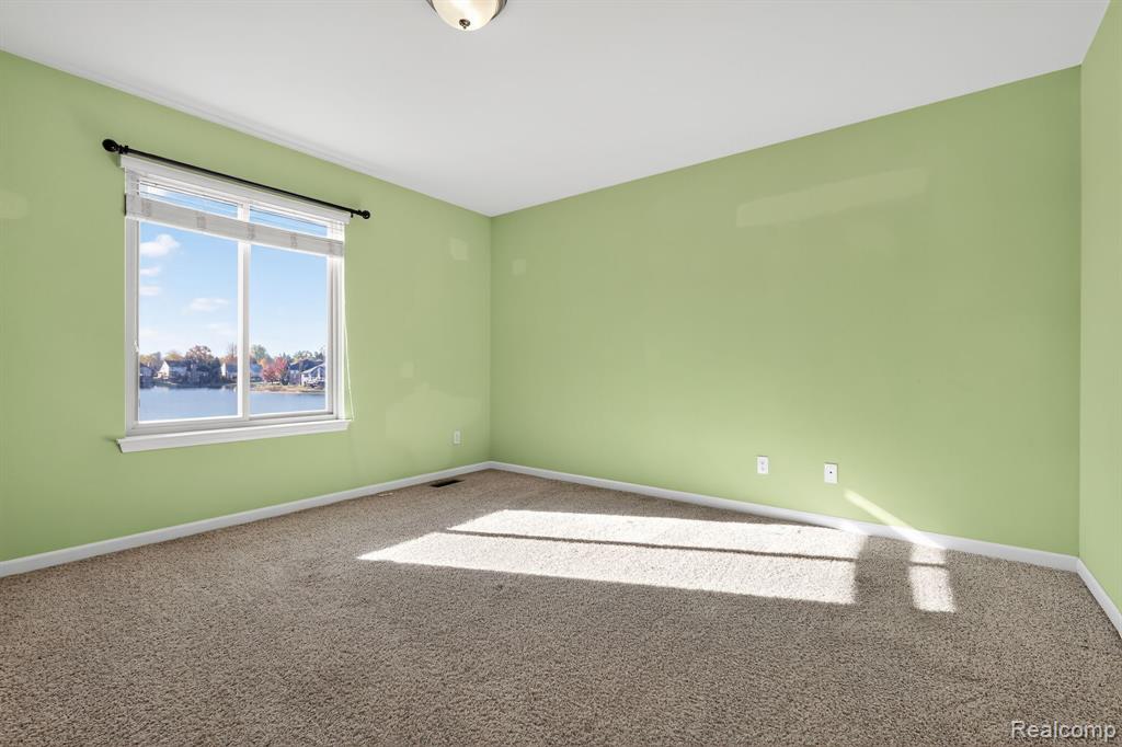 1838 Mackwood Road Rochester, MI 48307 - Photo 33 of 50