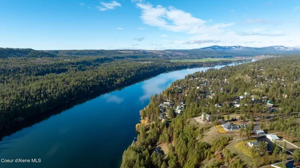 $559,000 | 11448 West Meadowview Lane, Nine Mile Falls, WA 99026