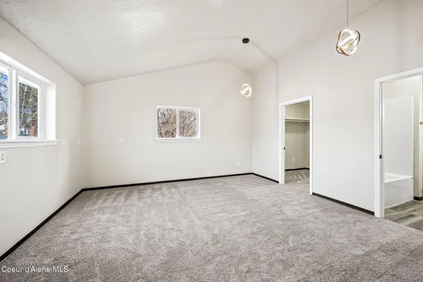 $559,000 | 11448 West Meadowview Lane, Nine Mile Falls, WA 99026