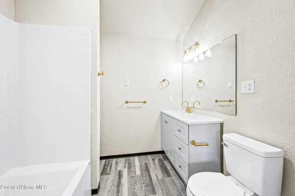 $559,000 | 11448 West Meadowview Lane, Nine Mile Falls, WA 99026