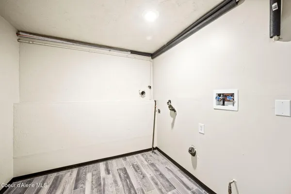 $559,000 | 11448 West Meadowview Lane, Nine Mile Falls, WA 99026