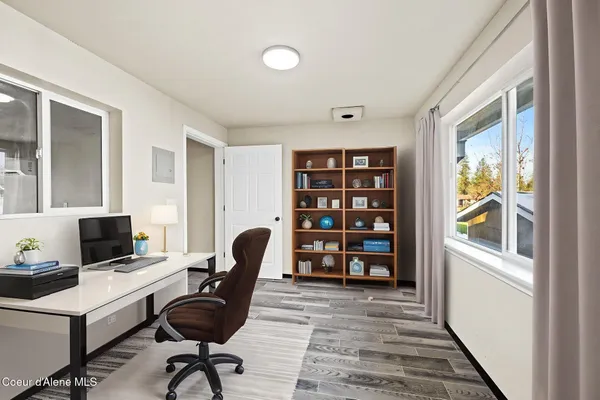 $559,000 | 11448 West Meadowview Lane, Nine Mile Falls, WA 99026