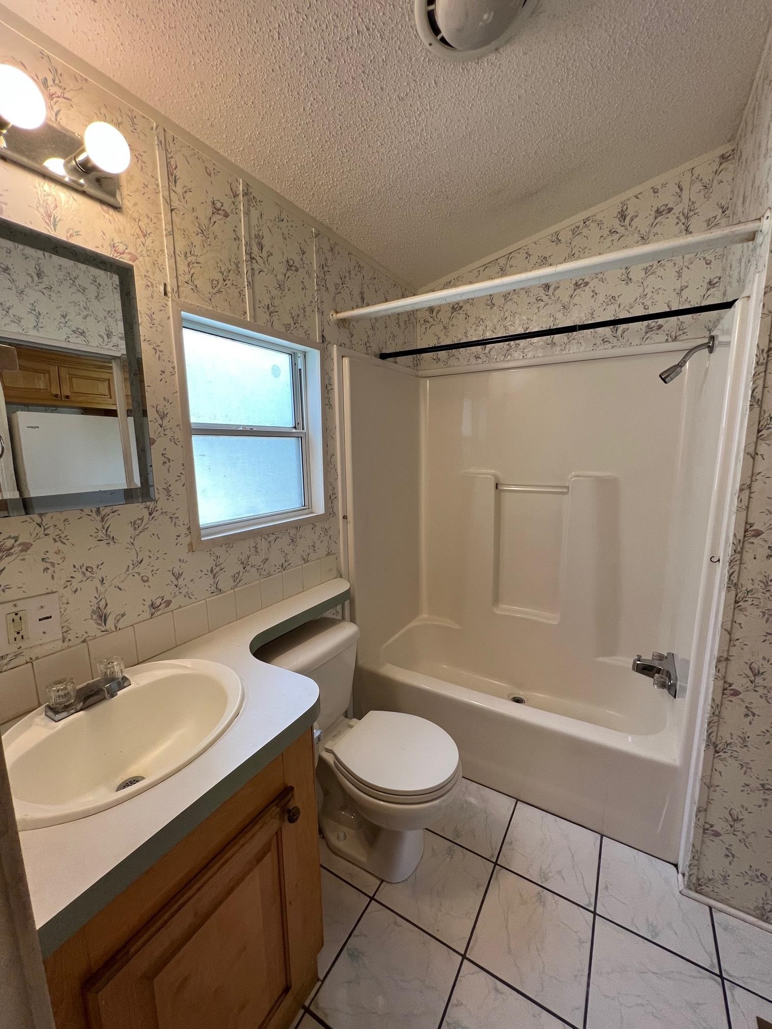 255 Defuniak Circle Lillian, AL 36549 - Photo 9 of 29