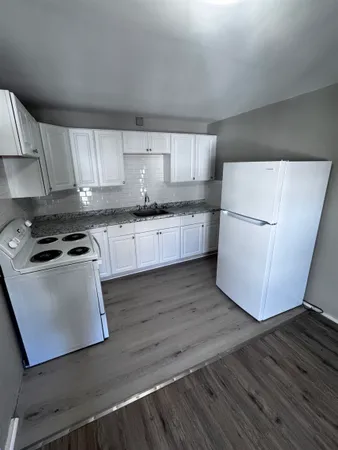 $2,750 | 35 South Street, Unit 3, Claremont, NH 03743