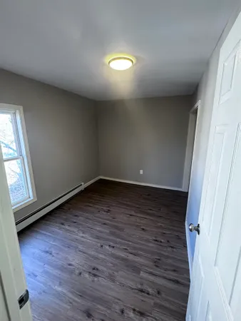 $2,750 | 35 South Street, Unit 3, Claremont, NH 03743