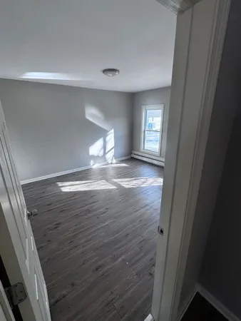 $2,750 | 35 South Street, Unit 3, Claremont, NH 03743