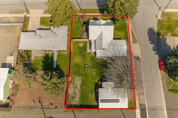 $385,000 | 255 East Broadway, Reardan, WA 99029