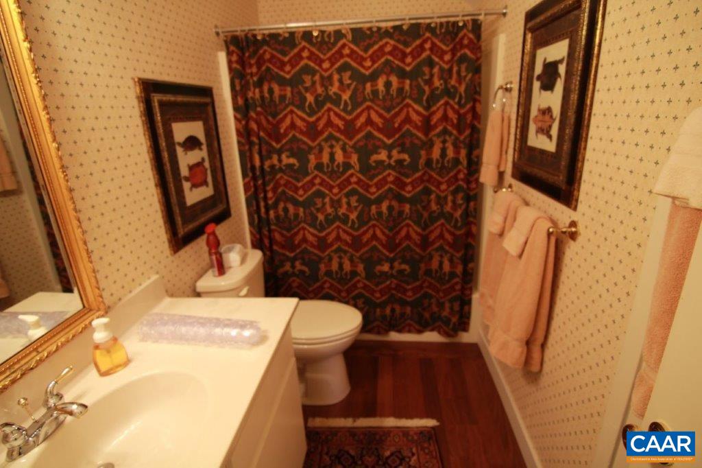 439 Three Ridges Roseland, VA 22967 - Photo 20 of 25 Gallery Image 20