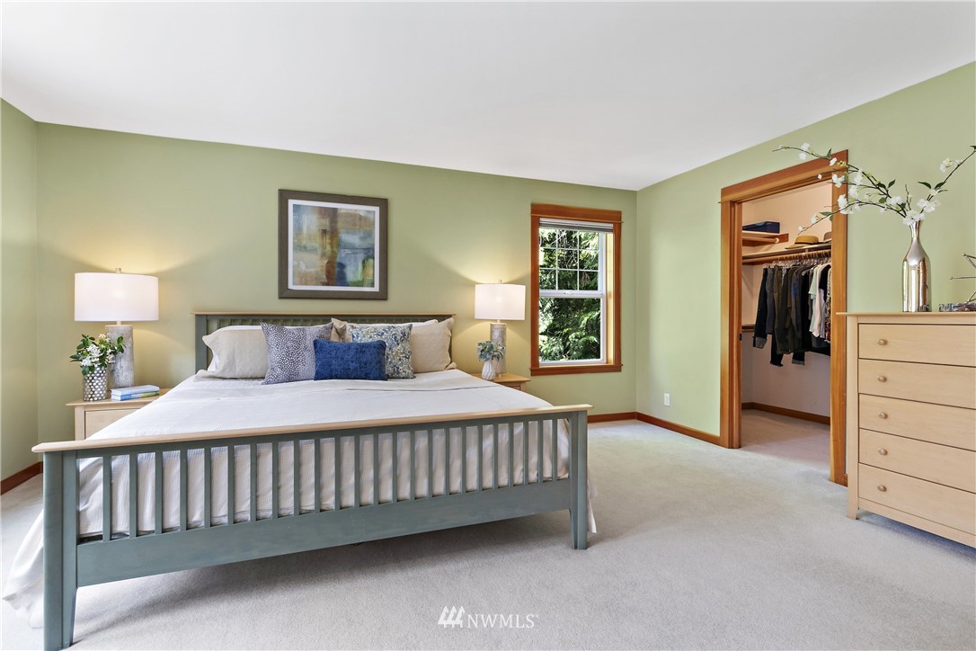 12144 Kallgren Road Northeast Bainbridge Island, WA 98110 - Photo 18 of 39