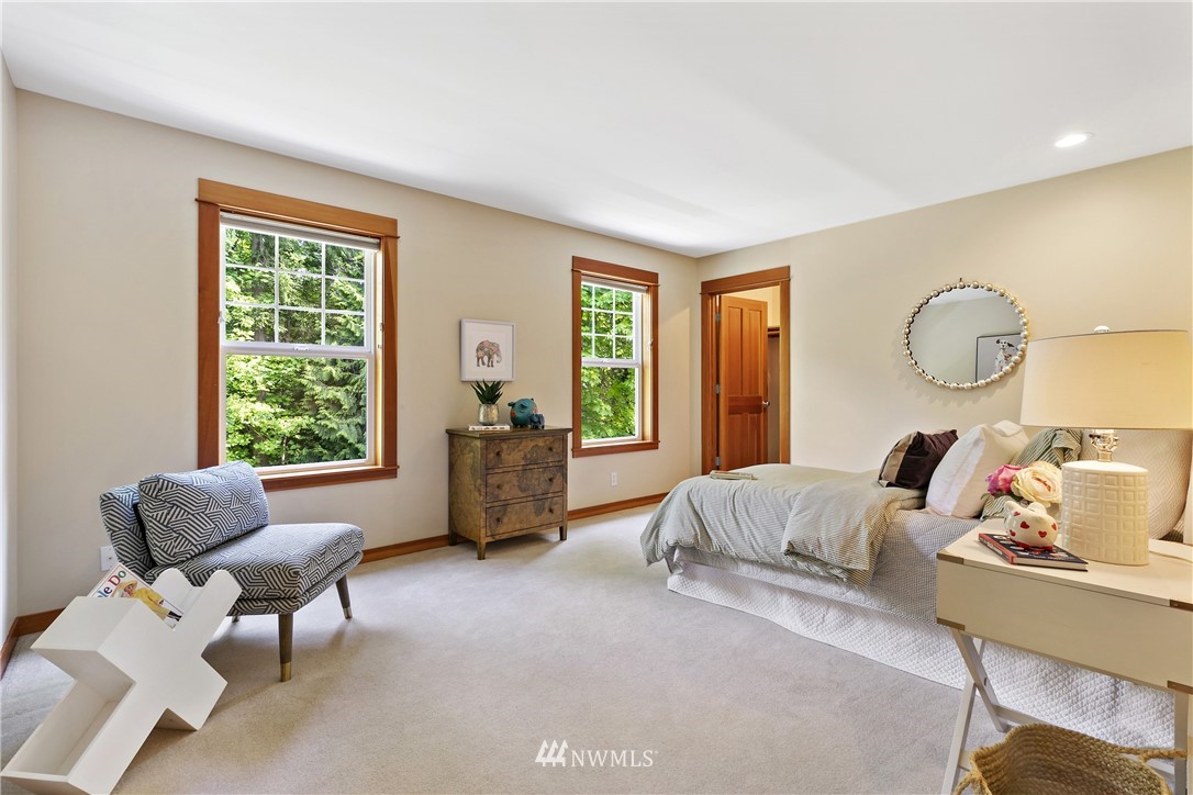 12144 Kallgren Road Northeast Bainbridge Island, WA 98110 - Photo 21 of 39