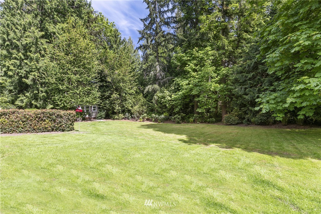 12144 Kallgren Road Northeast Bainbridge Island, WA 98110 - Photo 34 of 39