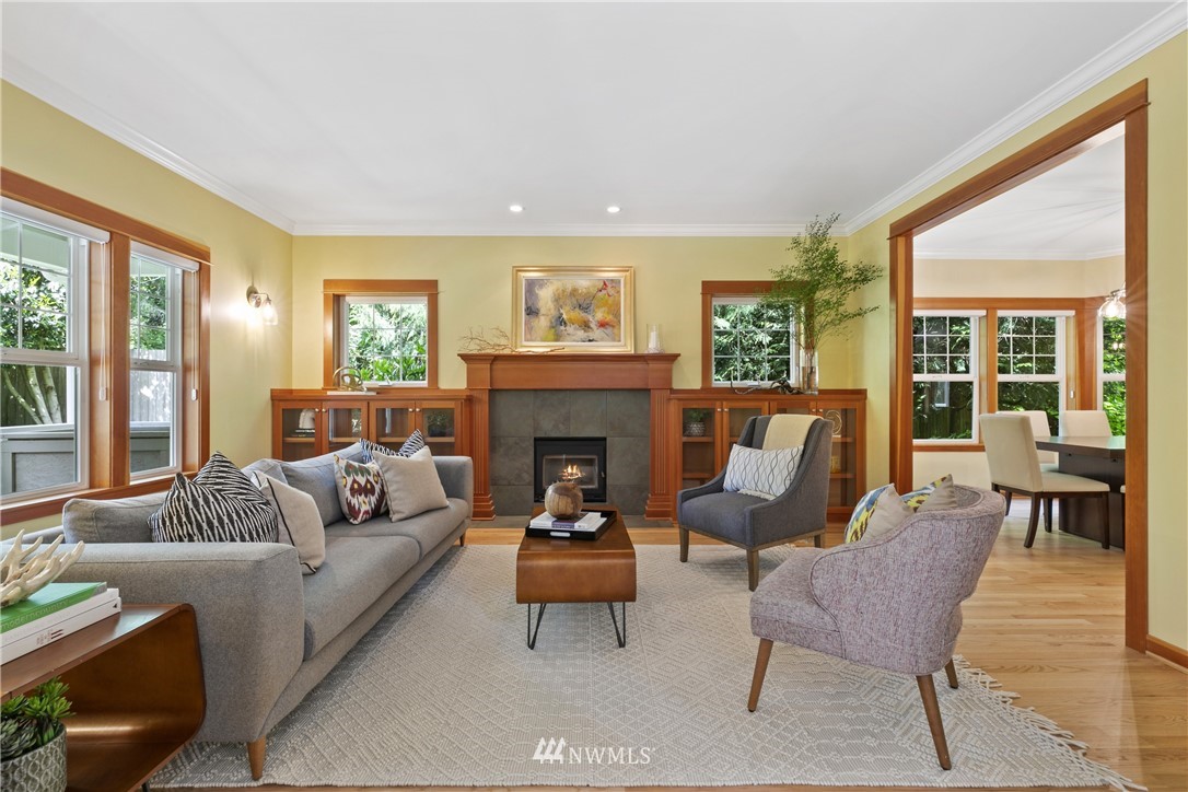 12144 Kallgren Road Northeast Bainbridge Island, WA 98110 - Photo 5 of 39