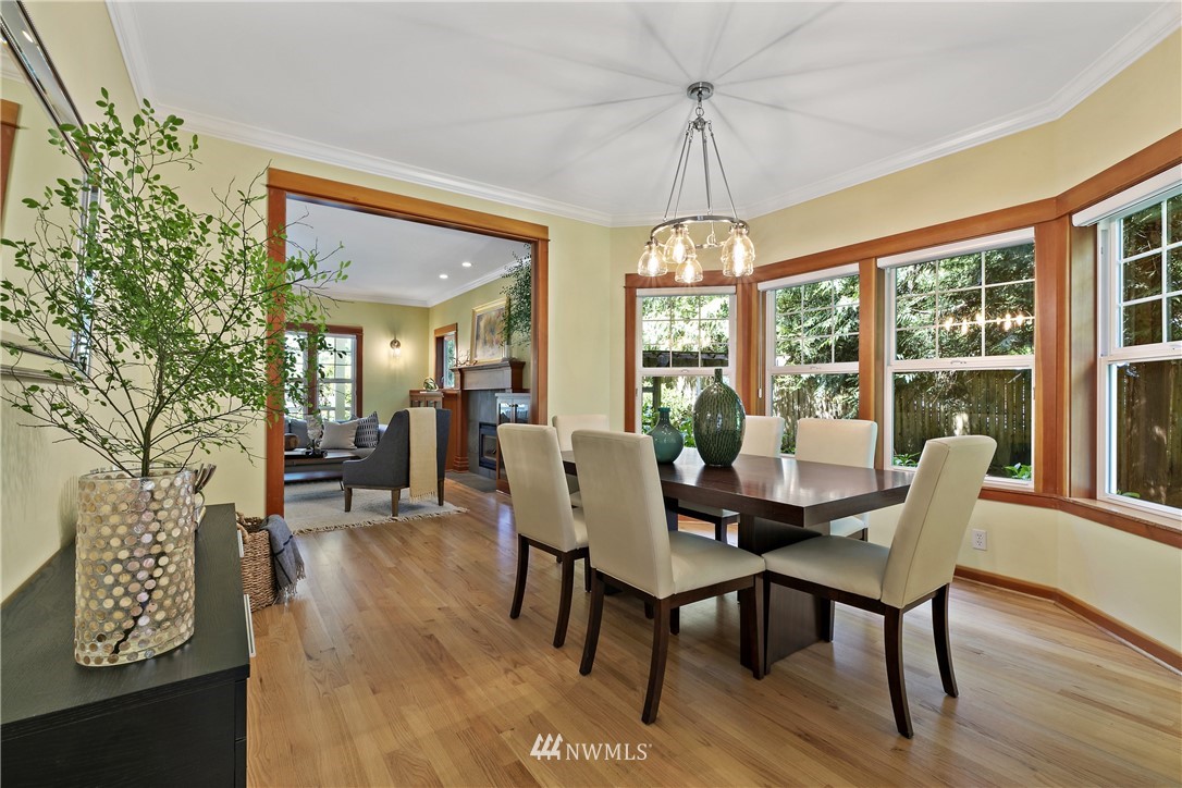 12144 Kallgren Road Northeast Bainbridge Island, WA 98110 - Photo 7 of 39