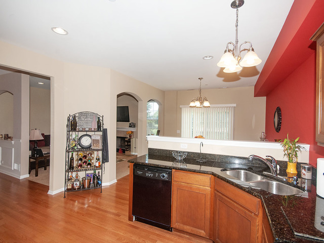 3435 Helene Rieder Drive Montgomery, IL 60538 - Photo 12 of 33