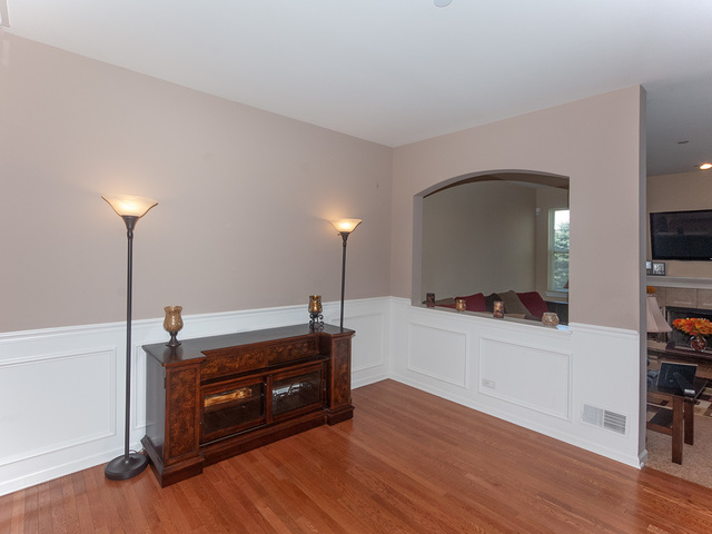 3435 Helene Rieder Drive Montgomery, IL 60538 - Photo 4 of 33