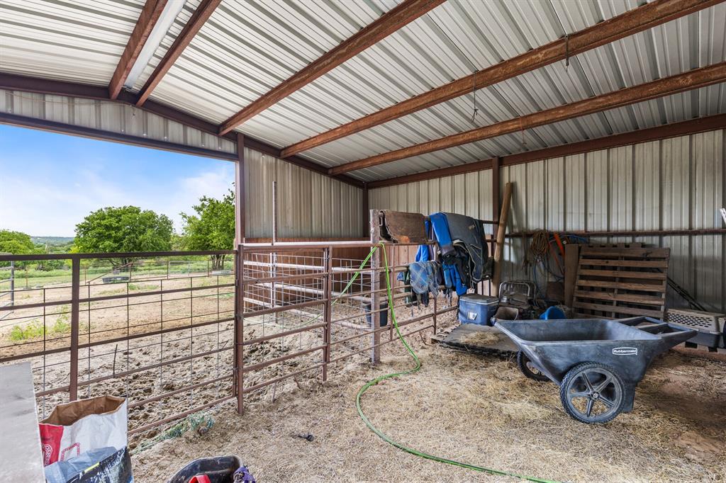 418 Broadway Street Meridian, TX 76665 - Photo 6 of 26