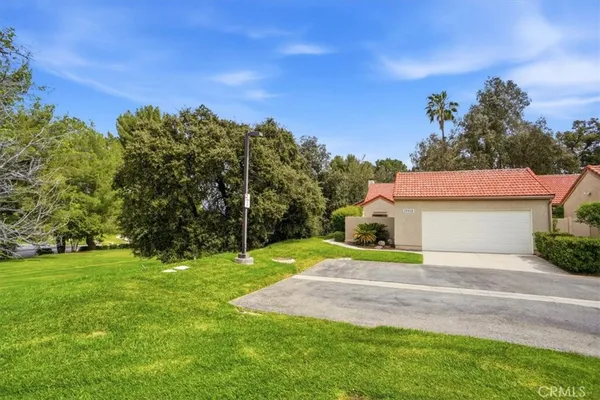 $456,500 | 19950 Avenue Of The Oaks, Newhall, CA 91321