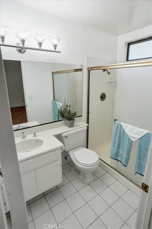 $456,500 | 19950 Avenue Of The Oaks, Newhall, CA 91321