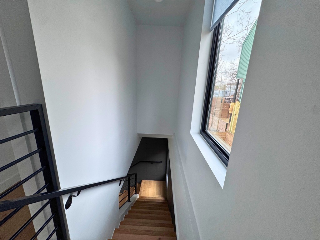 1206 Luna Street, Unit 2 Austin, TX 78721 - Photo 20 of 20 a view of an entryway