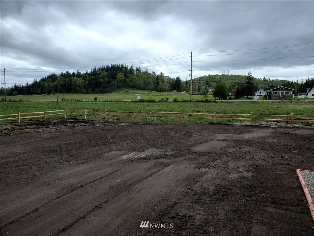 951 Van Wyck Road Bellingham, WA 98226 - Photo 2 of 10 Gallery Image 2
