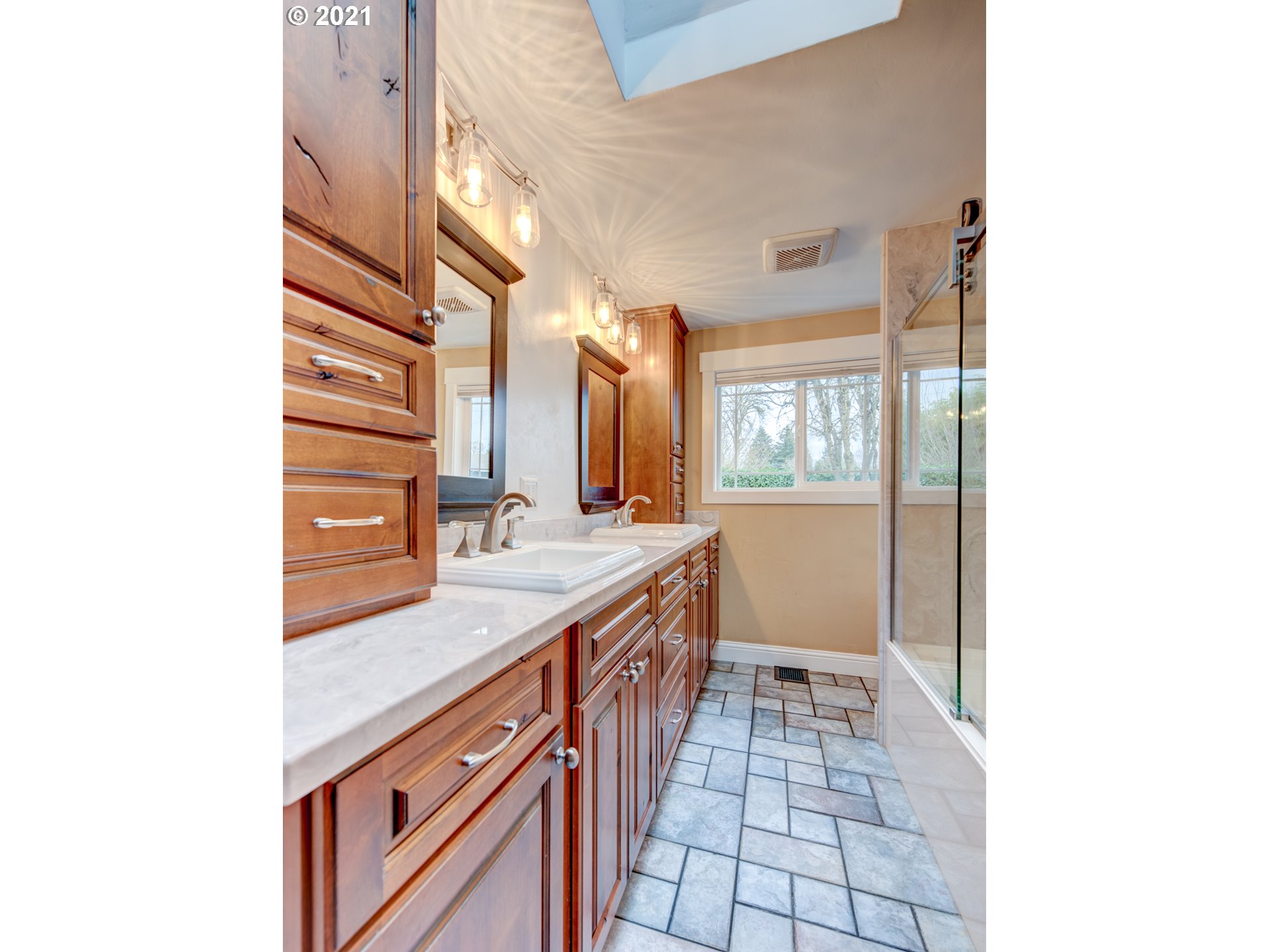2620 Nova Street Springfield, OR 97477 - Photo 14 of 30