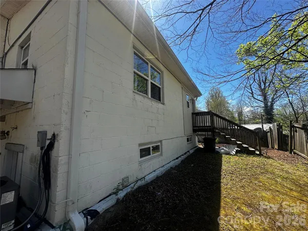 $149,999 | 7 Poplar Drive, Spruce Pine, NC 28777