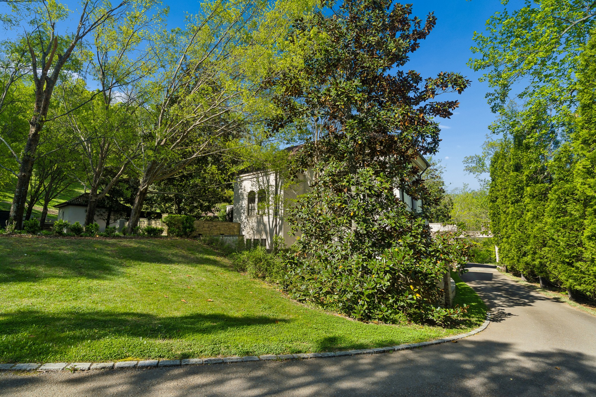 1500 Chickering Road Nashville, TN 37215 - Photo 4 of 26 Gallery Image 4