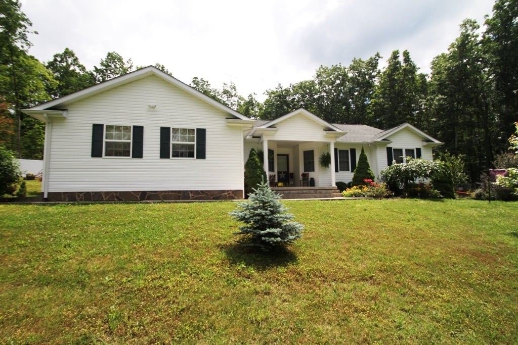 275 G Henson Road Crawley, WV 24931 - Photo 6 of 29 Front view