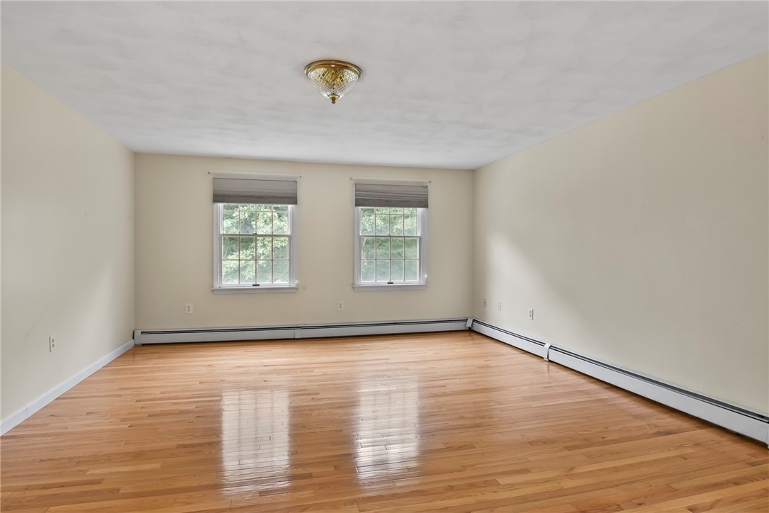 2360 Middle Road East Greenwich, RI 02818 - Photo 29 of 43