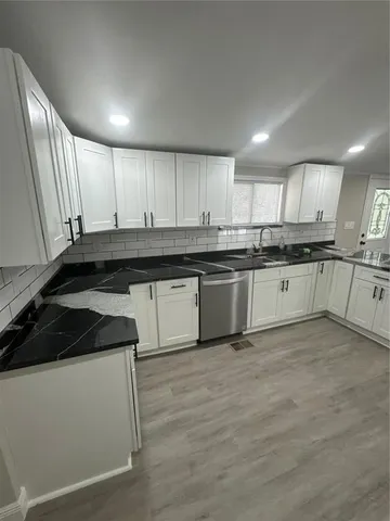 $2,600 | 8631 Miller Drive, Riverview, FL 33569