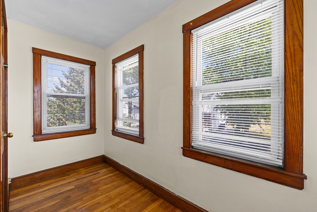 52 Chesterfield Street Boston, MA 02136 - Photo 11 of 23