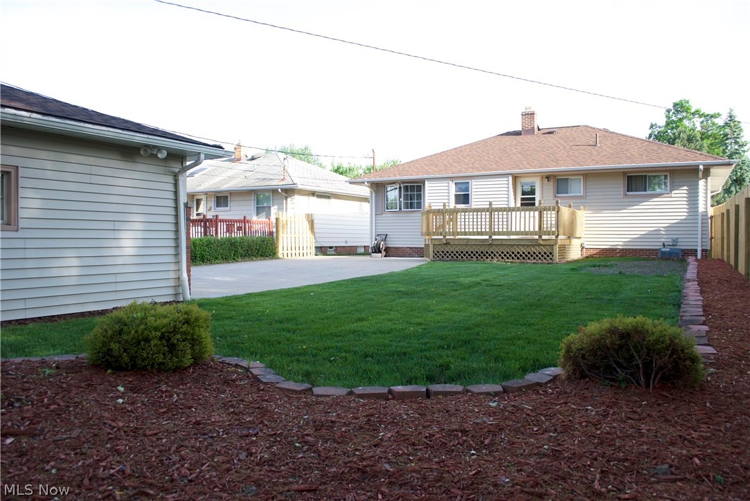 14009 Wheeler Road Maple Heights, OH 44137 - Photo 7 of 25