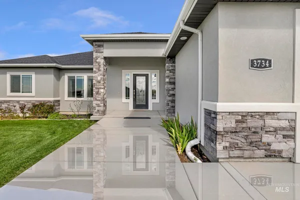 $749,000 | 3734 North 2469 East, Twin Falls, ID 83301