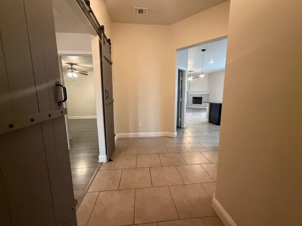 $1,895 | 9706 Ross Avenue, Lubbock, TX 79424