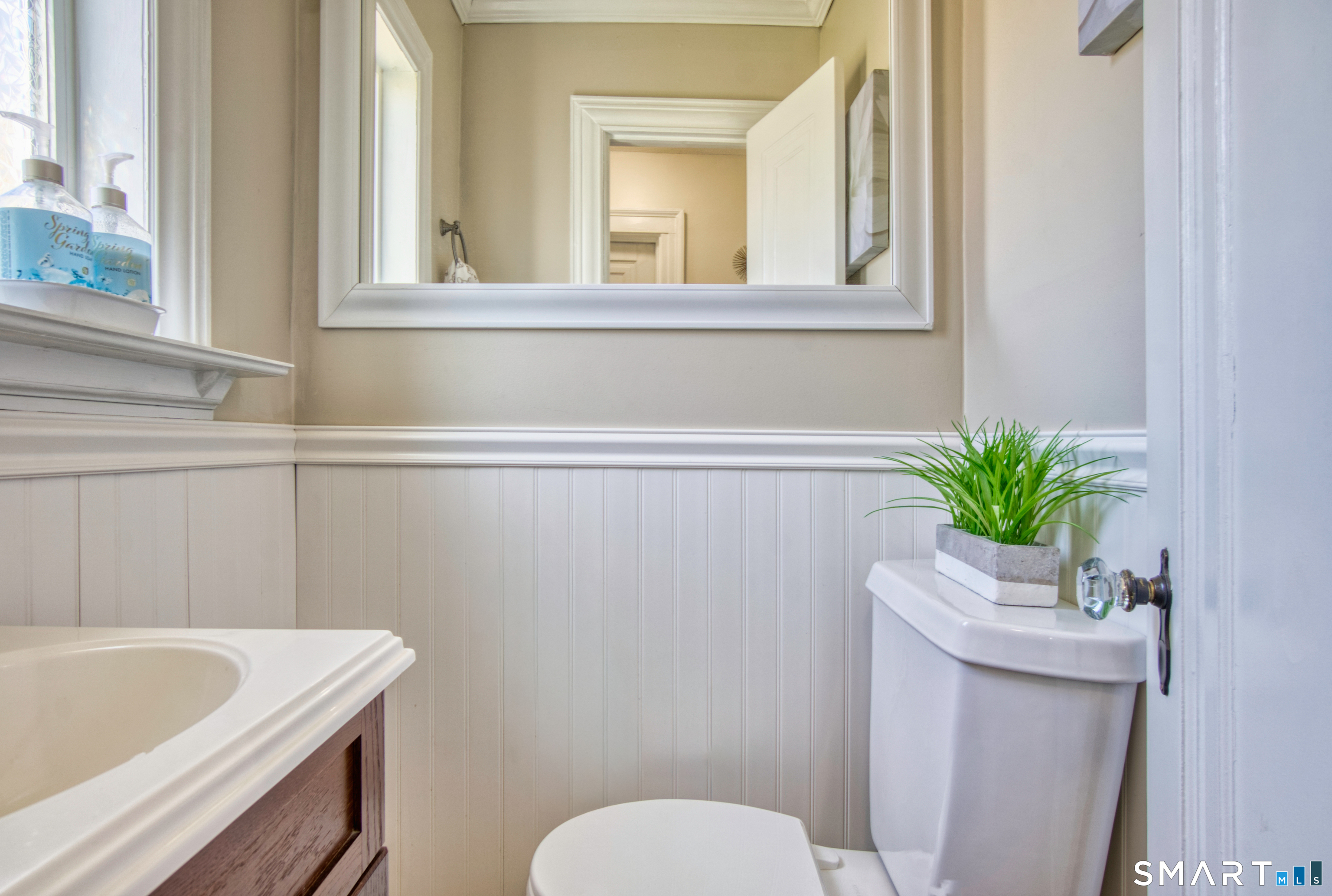 21 Lancaster Road Manchester, CT 06040 - Photo 35 of 39