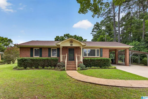 $224,900 | 800 Magnolia Drive, Sylacauga, AL 35150