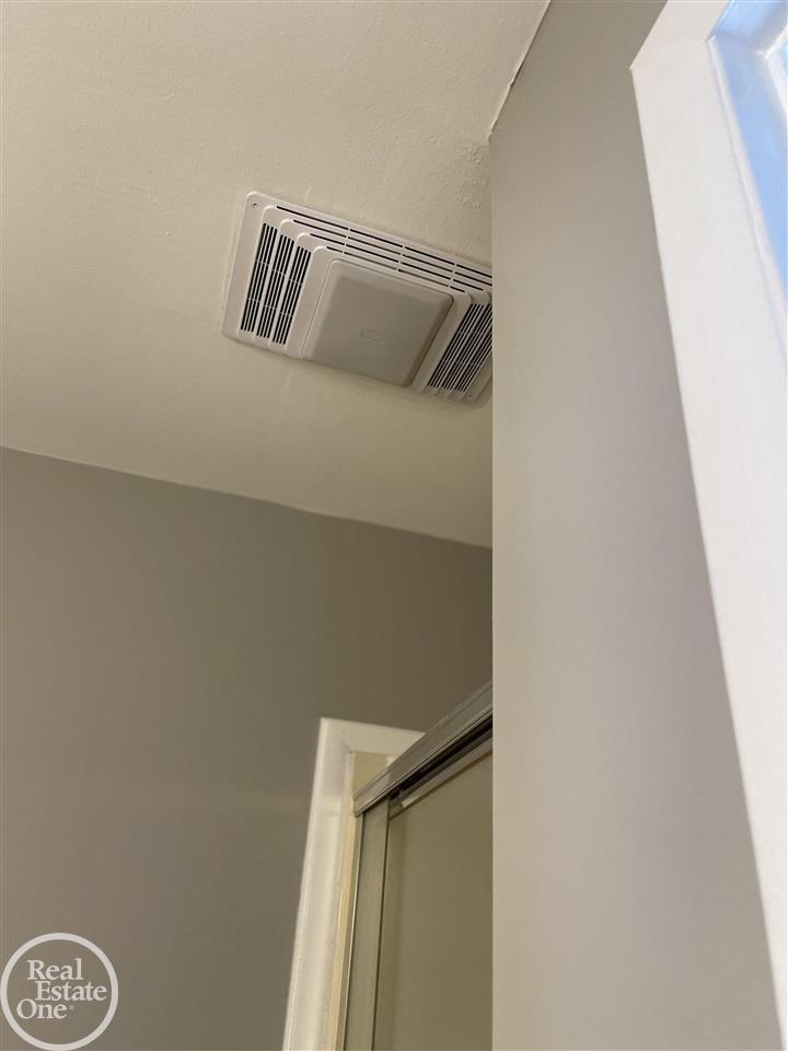 8144 Harding Center Line, MI 48015 - Photo 27 of 56 Gallery Image 27
