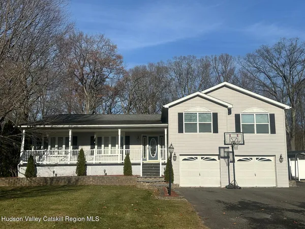 $524,999 | 51 Canterbury Drive, Saugerties, NY 12477