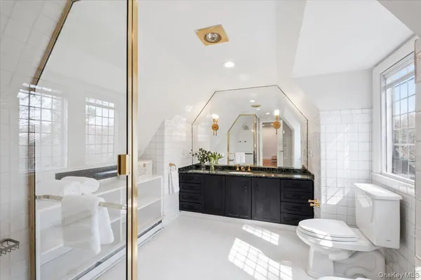 $3,200,000 | 66 Lockwood Road, Scarsdale, NY 10583