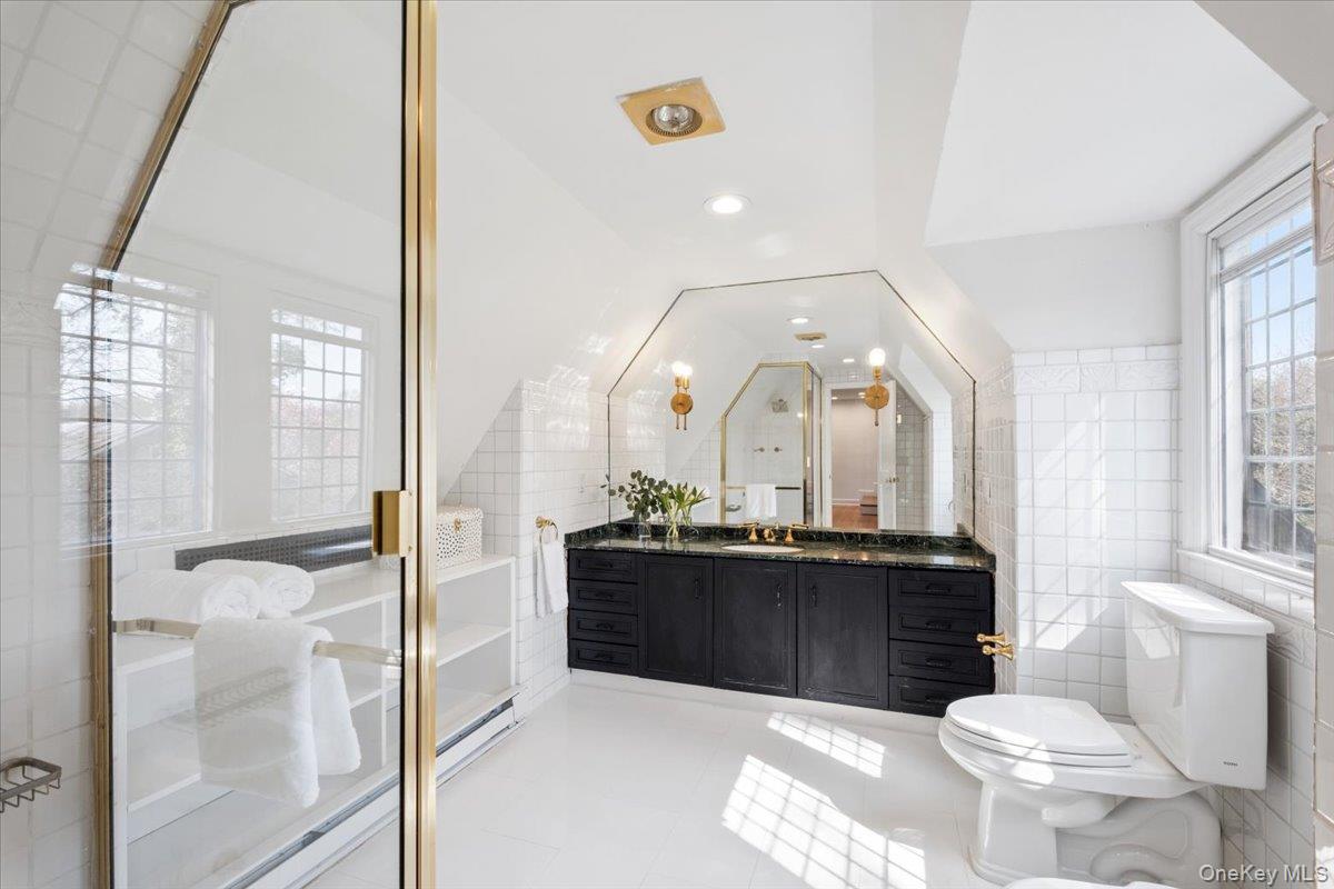 66 Lockwood Road Scarsdale, NY 10583 - Photo 31 of 47 Spa-like primary bathroom