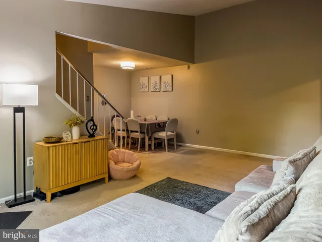 $325,000 | 7416 Rokeby Drive, Manassas, VA 20109