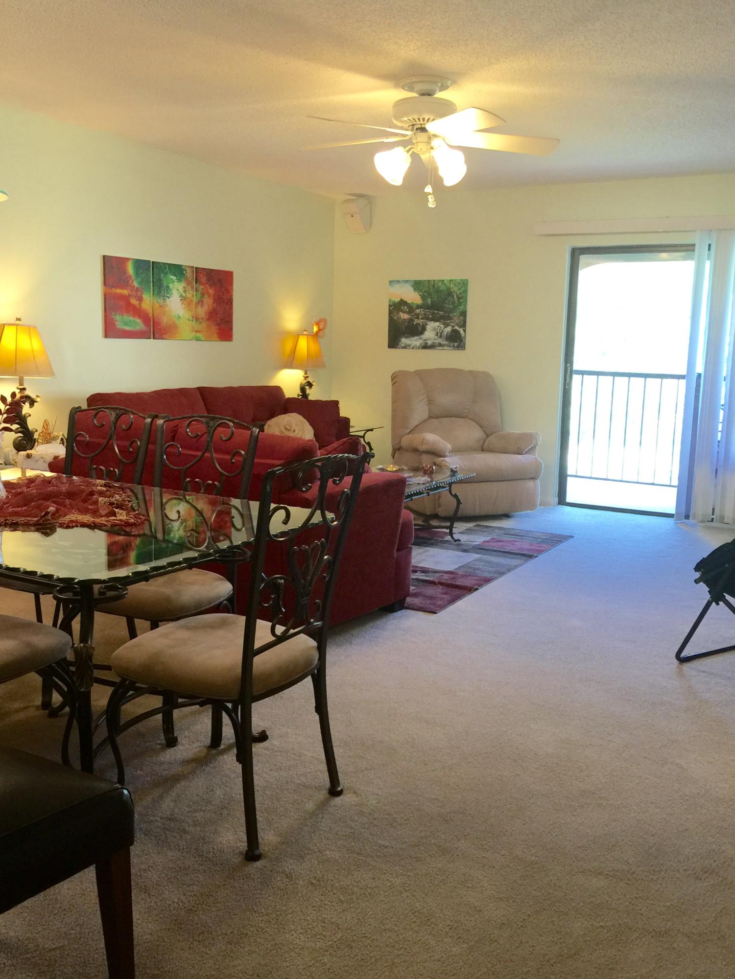 924 Southwest 9th St Circle, Unit 206 Boca Raton, FL 33486 - Photo 8 of 22 Living Room