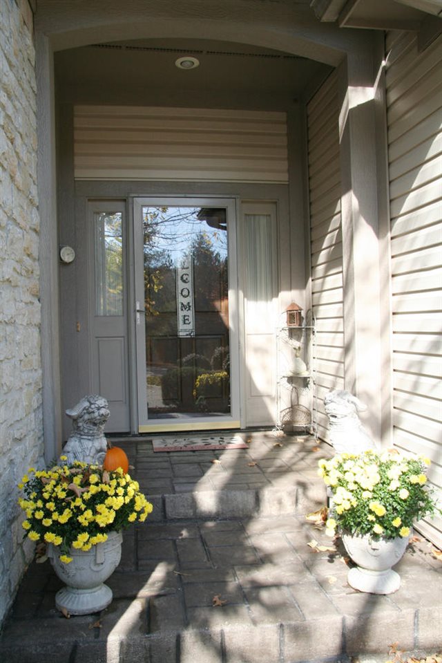 3801 East St Remy Drive Bloomington, IN 47401 - Photo 3 of 34