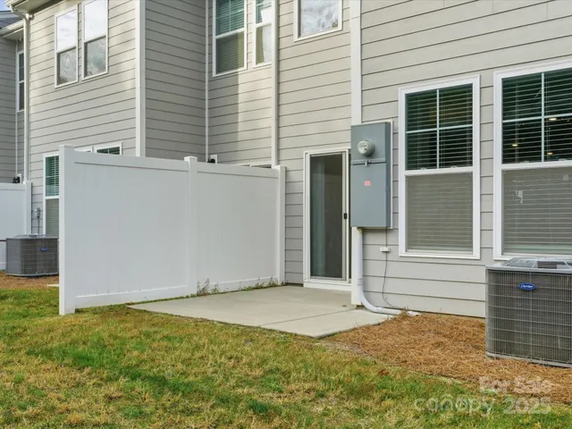 $325,000 | 1022 Chicory Trace, Clover, SC 29710