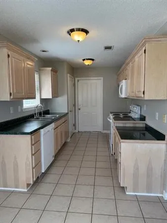 $1,850 | 70300 7th Street, Covington, LA 70433