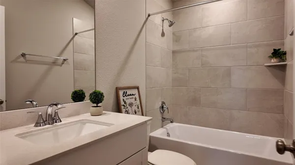 $2,000 | 16702 Sterling Clf Street, Conroe, TX 77302